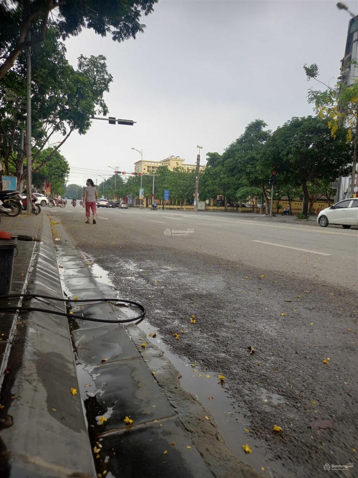 Bán đất liền kề tđc phúc lợi  gần hồ  vị trí đẹp  40m  mt 5m