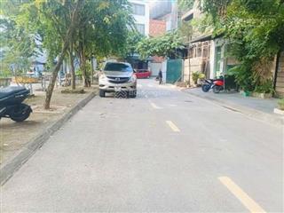 Bán đất phân lô phúc lợi  diện tích 100m  mặt tiền 5,7m  giá 18,5 tỷ