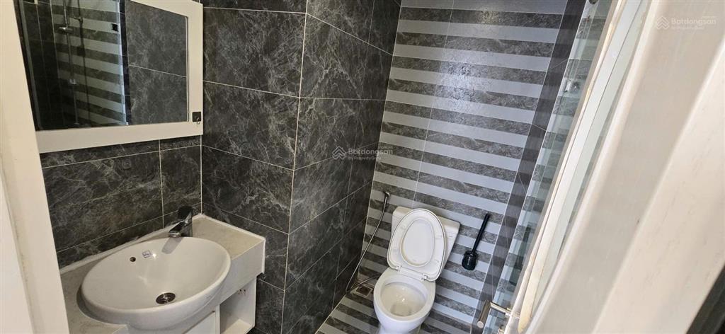 Cho thuê căn hộ chung cư cao cấp eco city kđt việt hưng  3pn, 2wc  10tr/tháng.  0917 507 ***
