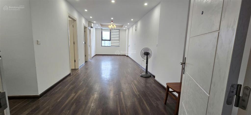 Cho thuê căn hộ chung cư cao cấp eco city kđt việt hưng  3pn, 2wc  10tr/tháng.  0917 507 ***