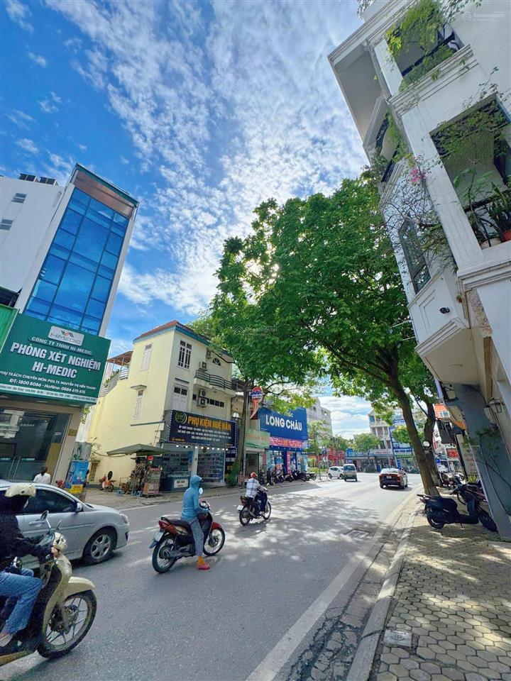 Bán lô đất dt 175m2, ngô gia tự, long biên, gần bv đức giang, xây ccmn, phòng khám, vp