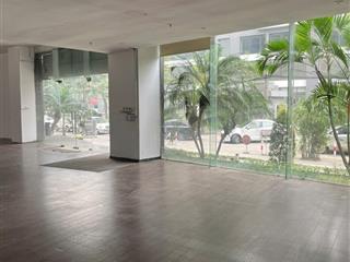 Cho thuê dt 435m2 mặt bằng thương mại tầng 1 berriver long biên