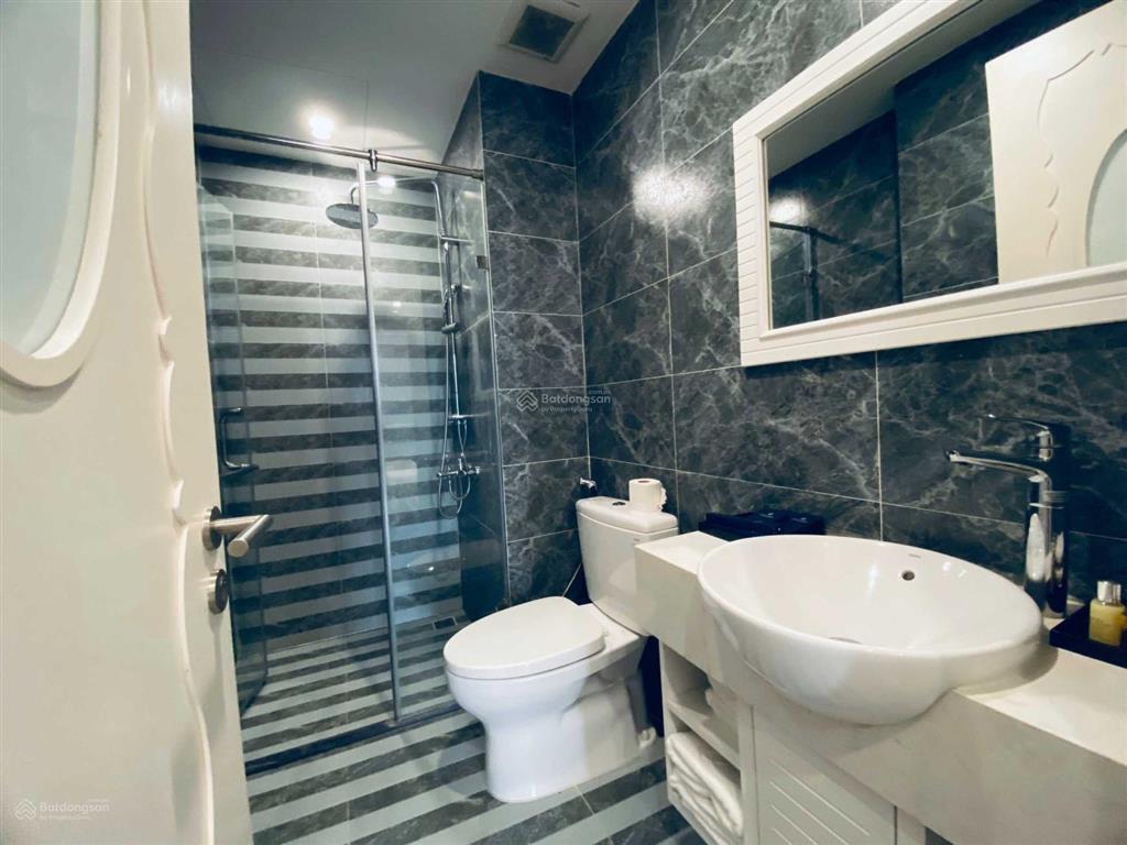 Cho thuê căn hộ chung cư cao cấp đầy đủ nội thất sang trọng tại eco city việt hưng.  0917 507 ***