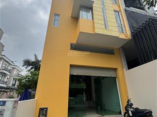 Cho thuê nhà riêng mặt tiền đường làm văn phòng hoặc kinh doanh dịch vụ tại quận 7