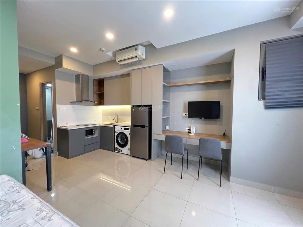 Bán gấp căn studio 32m² 3,2 tỷ 1pn 56m² 5 tỷ  tầng cao  nội thất full (giá tốt  sổ hồng)