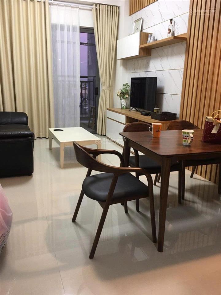 Bán gấp 2pn 76m2 6,4 tỷ  view sông  giá tốt