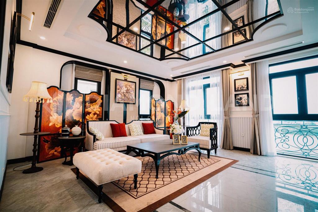Bán biệt thự song lập 180m2 giá 15.6 tỷ