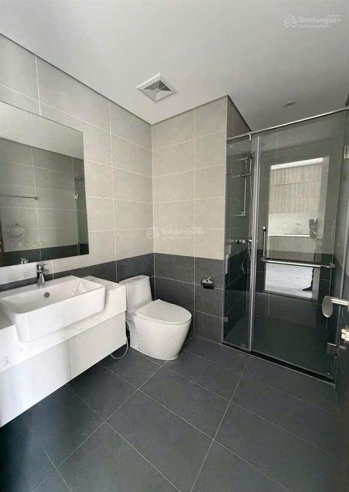 Cực sock căn góc 2pn+2wc view trực diện công viên 36ha, ban công đông nam giá 5.7 tỷ full hết vat