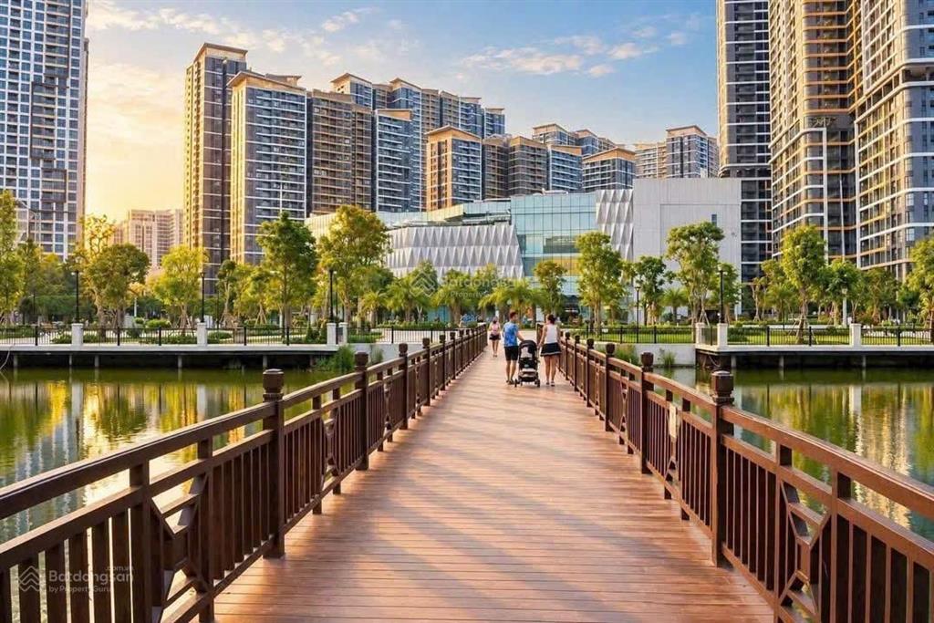 Bán shophouse vị trí đẹp tại the beverly  vinhomes grand park, 7,5 tỷ, 75m2 vốn ban đầu chỉ 30%