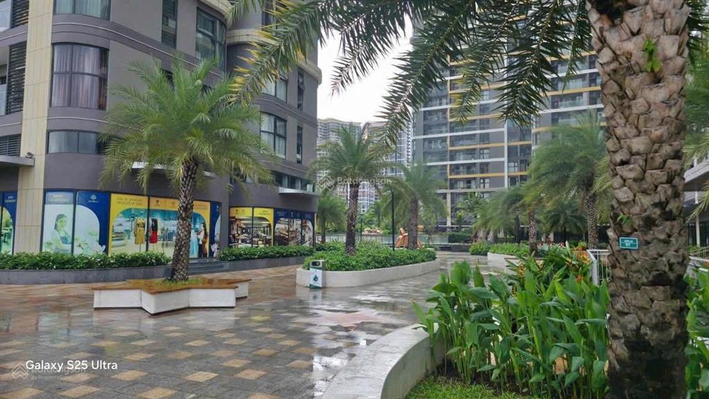 Mở bán shophouse tại the beverly  giá cực tốt chỉ 6,5 tỷ cho căn 72 m2, ngay trung tâm dự án