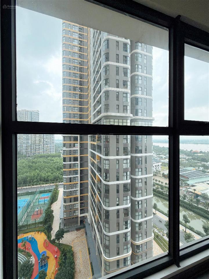 Bán căn hộ the beverly  vinhomes grand park, 4,45 tỷ, 80m2, 2pn, 2wc, chính chủ, hot!