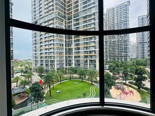 Cực sốc bán căn hộ the beverly  vinhomes grand park giá chỉ 4,45 tỷ  80m2 giá hời