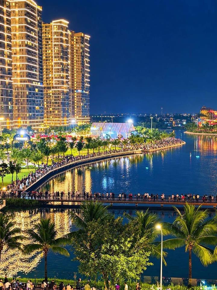 Bán shophouse đẹp tại the beverly  vinhomes grand park, 7,5 tỷ, 80m2, p long bình, q9, hcm