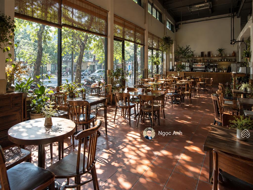 Cho thuê mặt bằng mặt phố chùa láng, quận đống đa, 130m2, mặt tiền 10m, giá 80 triệu