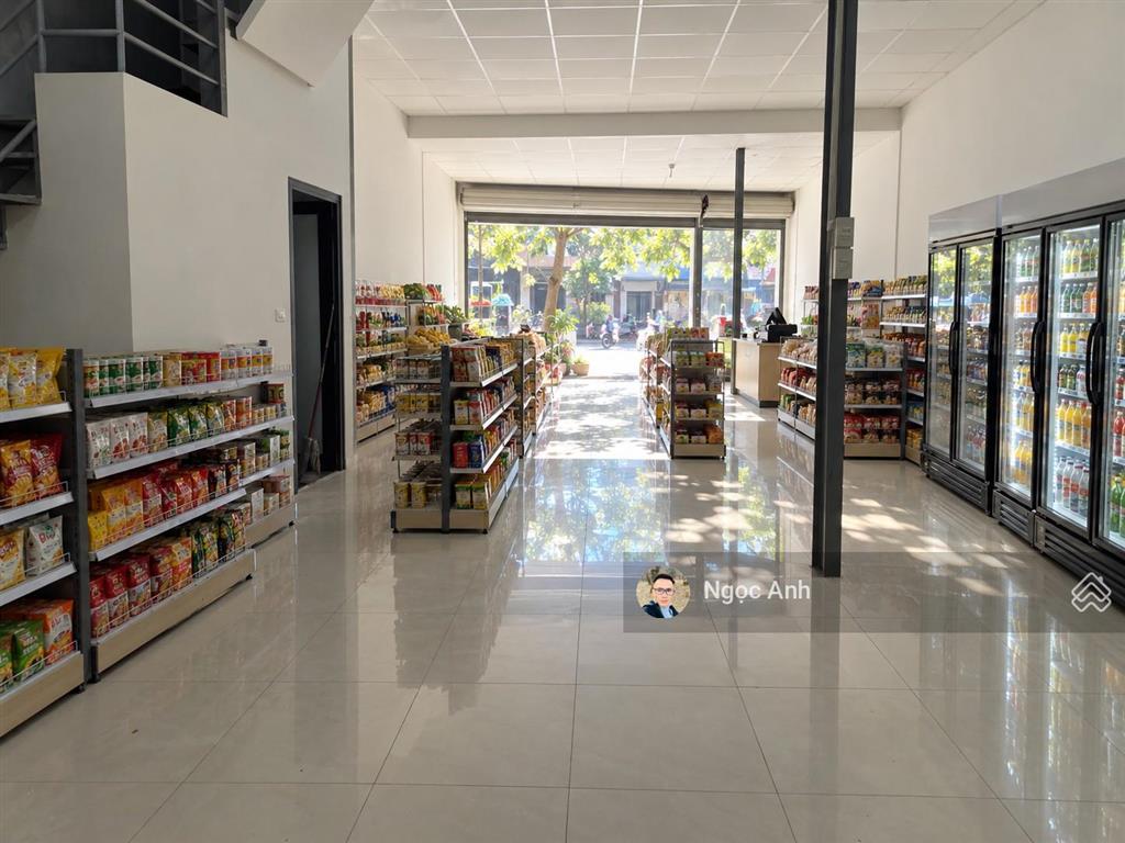 Cho thuê mặt bằng 2 tầng phố núi trúc, ba đình, mặt tiền 7,5m, giá 55 triệu