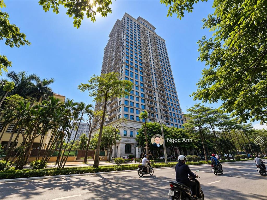 Cho thuê nhà mặt phố nguyễn văn huyên, cầu giấy, 80m2 x 7 tầng thang máy, mặt tiền 8m, giá 90 triệu