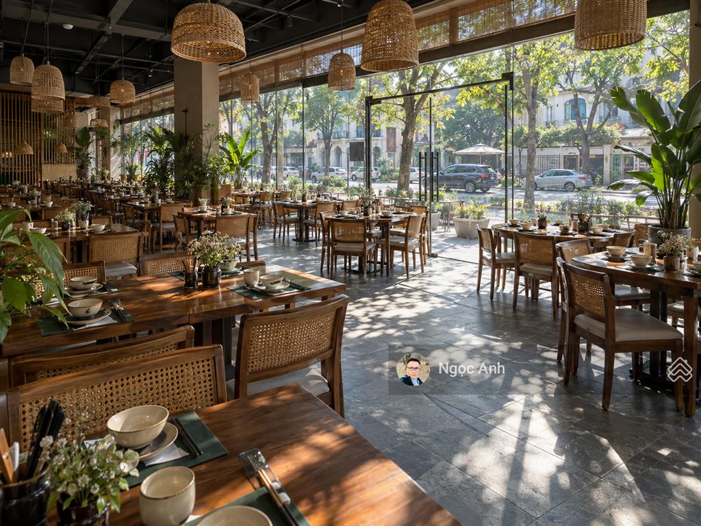 Cho thuê mặt bằng 3 tầng phố đỗ quang, cầu giấy, sàn 120m2, mặt tiền 18m, giá 145 triệu