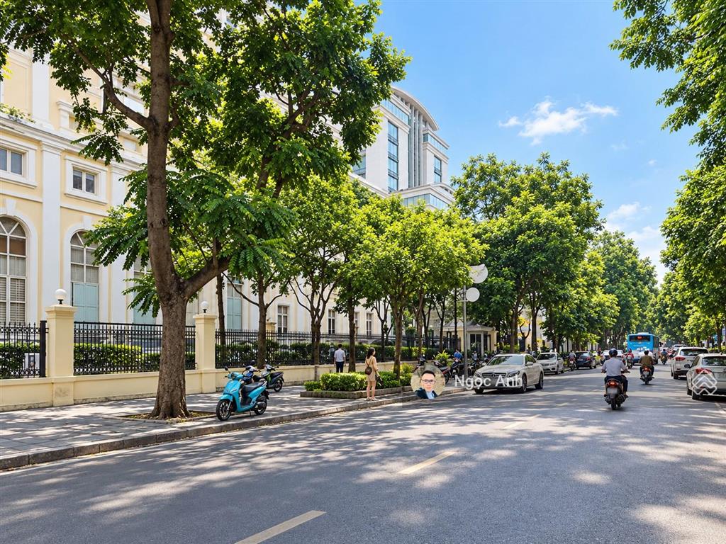 Cho thuê nhà mặt phố phan chu trinh, hoàn kiếm, mặt tiền 10m, 4 tầng 224m²
