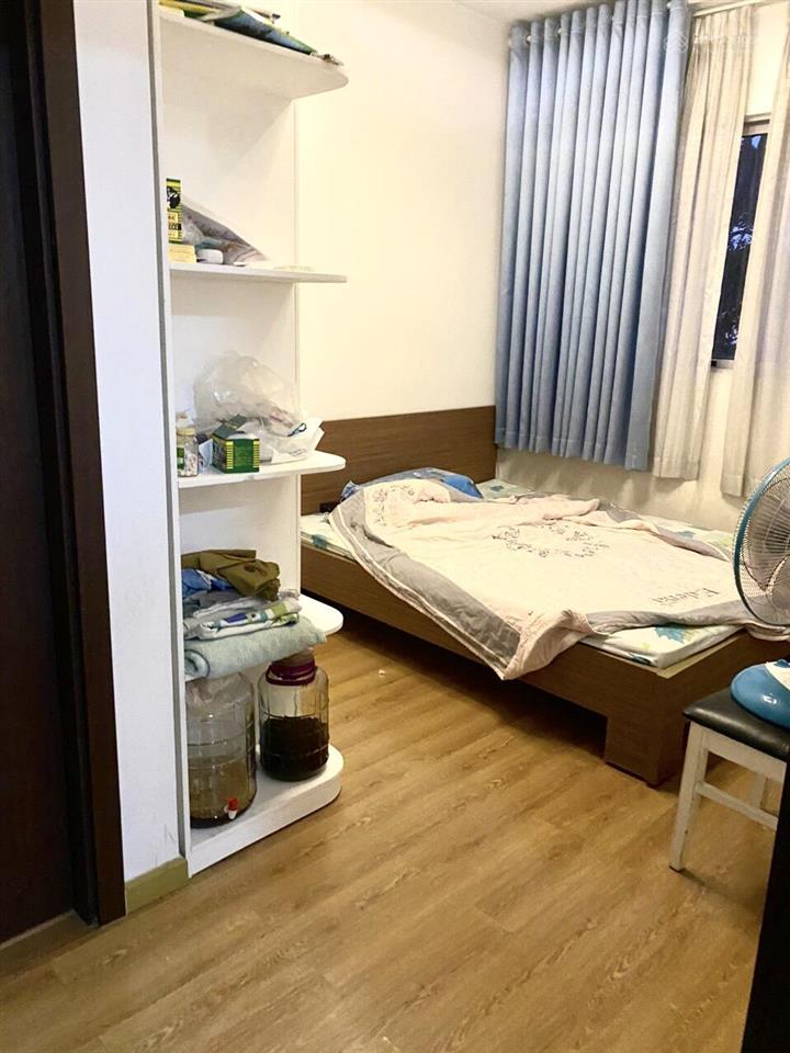 Chính chủ cần bán gấp căn ruby 2pn2wc giá 4.4 tỷ đã có sổ. nhà full nội thất, view nội khu