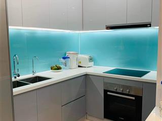 Cần bán gấp căn hộ emerald 63m2  2pn1wc giá 4.9 tỷ [ bao phí thuế] nhà ntcb dính tường
