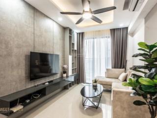 Bán căn emerald 63m2  2pn1wc giá 4.9 tỷ, nhà nội thất cơ bản dính tường