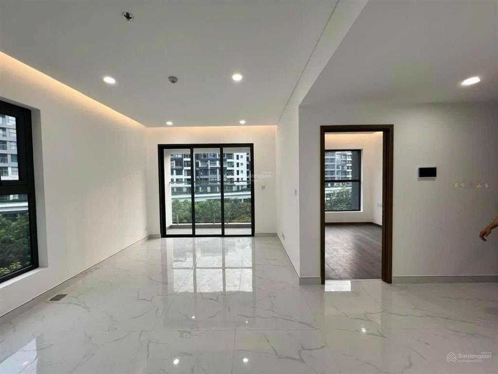 Bán gấp căn hộ diamond alnata plus  celadon city, 7,2 tỷ bao hết, 85m2