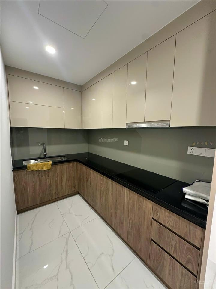 Bán gấp căn hộ diamond alnata plus  celadon city, 7,2 tỷ bao hết, 85m2