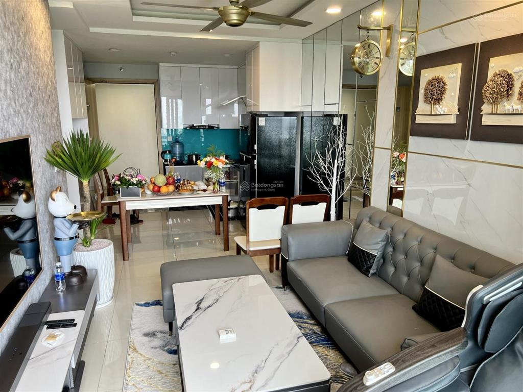 Bán nhanh căn emerald 71m2 2pn2wc giá 6.1 tỷ bao hết, view hồ sinh thái
