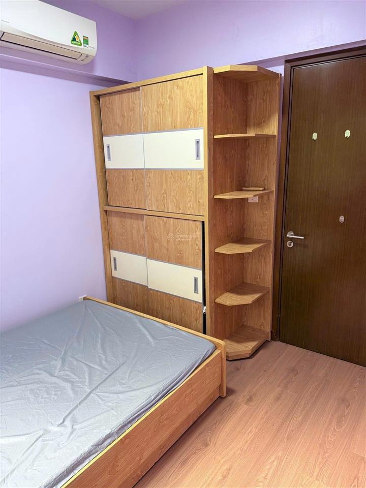 Chuyển công tác cần bán căn ruby 3pn2wc giá 5.5 tỷ (có ban công) view hồ sinh thái