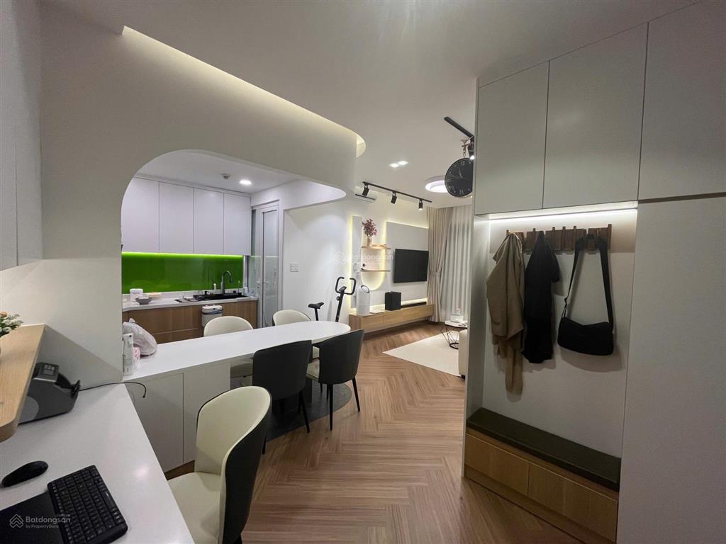 Bán gấp căn hộ 3pn, 2wc, 80m2 tại ruby  celadon city, 5,3 tỷ còn thương lượng