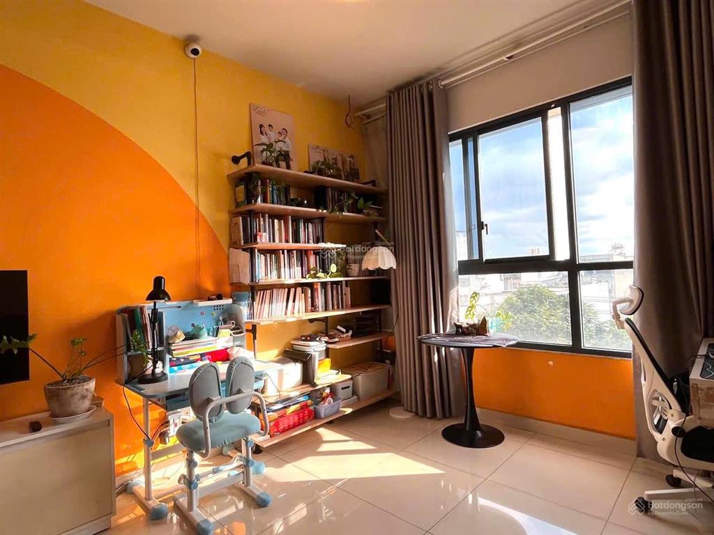 Bán nhanh căn emerald 53m21pn1wc giá 4,3 tỷ (đã có sổ) nhà full nt