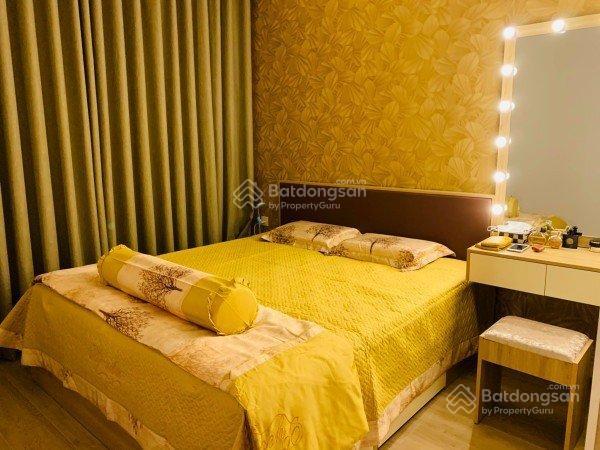 Bán nhanh căn emerald 71m2  2pn  2wc giá 5.3 tỷ bao hết, trừ 5% ra sổ, nhà ntcb view nội khu