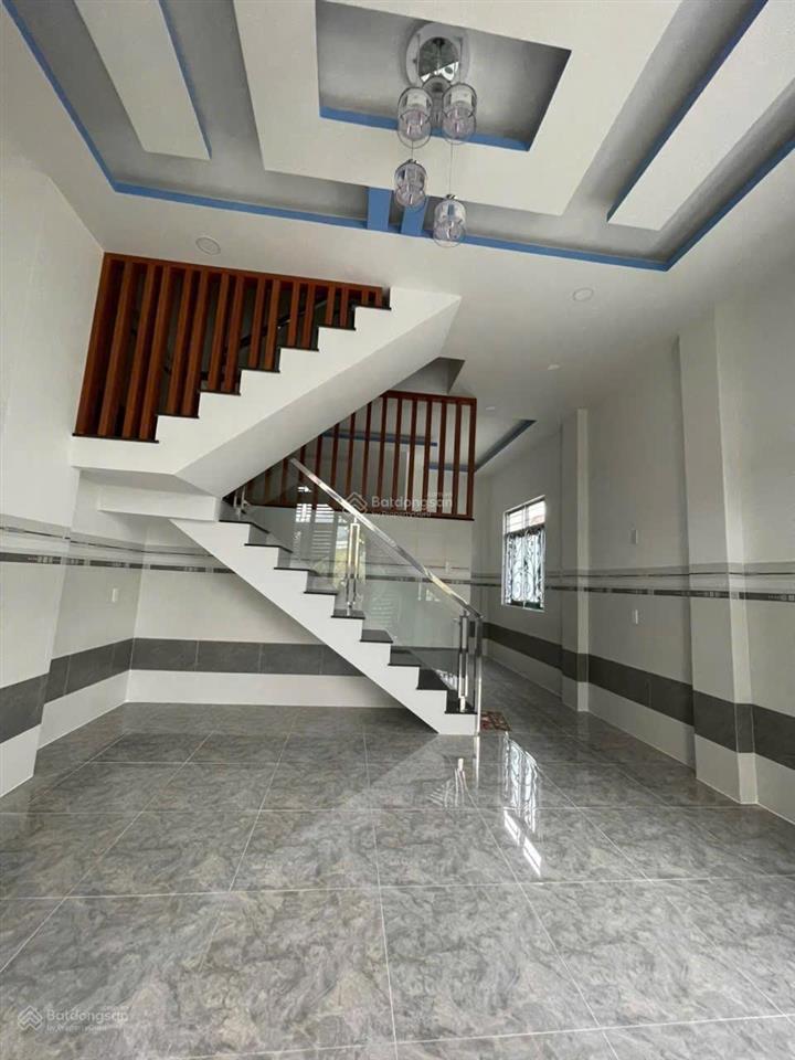 Bán nhanh 2 căn nhà đấu lưng nhau trên 1 sổ, vị trí góc 3 mặt tiền, ngay khu tđc hòn rớ ii