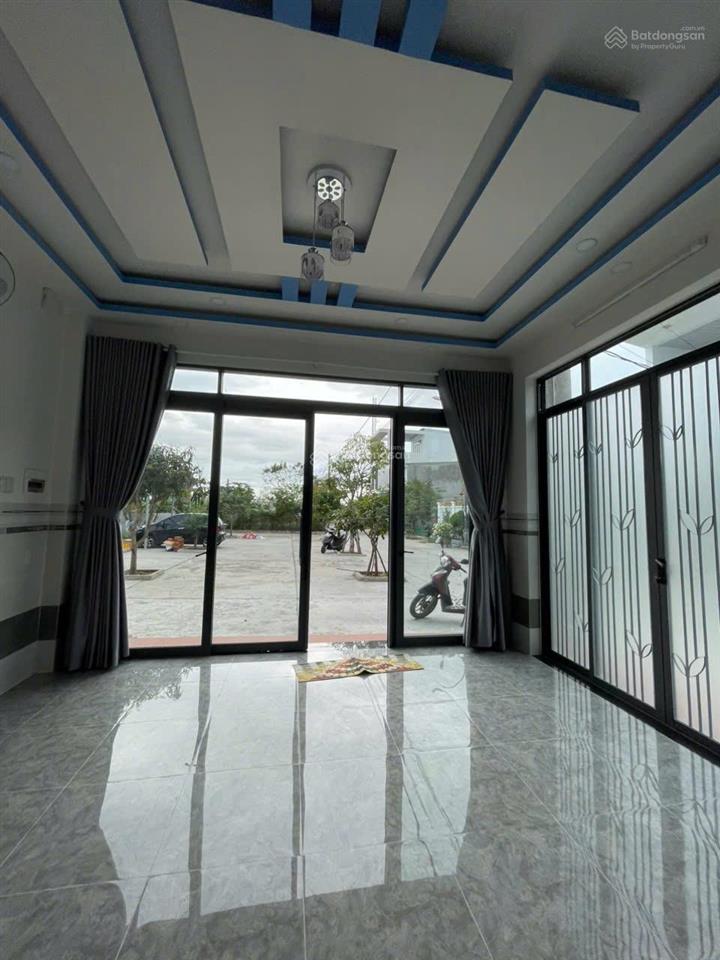 Bán nhanh 2 căn nhà đấu lưng nhau trên 1 sổ, vị trí góc 3 mặt tiền, ngay khu tđc hòn rớ ii