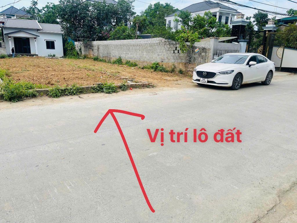 bán đất bám trục đường thôn kinh doanh nhỏ lẻ giá chỉ hơn 2 tỷ 