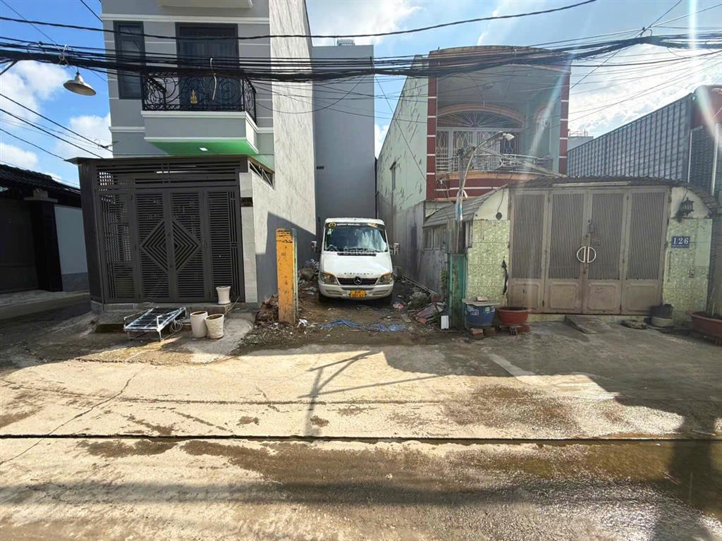 Bán lô đất 60m2 có sẵn gpxd hàng hiếm ngay sát phạm văn đồng, chung cư 4s linh đông, 6,5 tỷ
