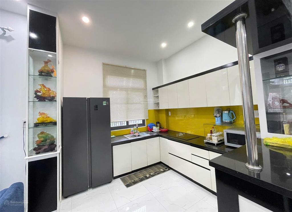 Hiếm! nhà đẹp 2 tầng ven nha trang giá rẻ có sân đỗ 2 ô tô  full nội thất mới xịn xò  chỉ 2,4 tỷ