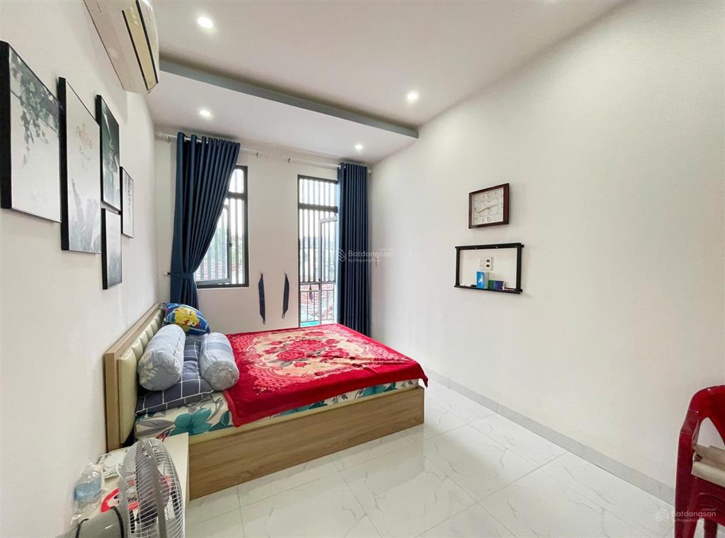 Hiếm! nhà đẹp 2 tầng ven nha trang giá rẻ có sân đỗ 2 ô tô  full nội thất mới xịn xò  chỉ 2,4 tỷ