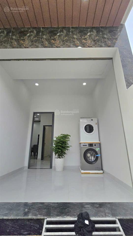 Hiếm! nhà đẹp 1 trệt 1 lầu tại diên điền ngang 6,5m, full nội thất, đường oto, chỉ 1 tỷ 840 triệu