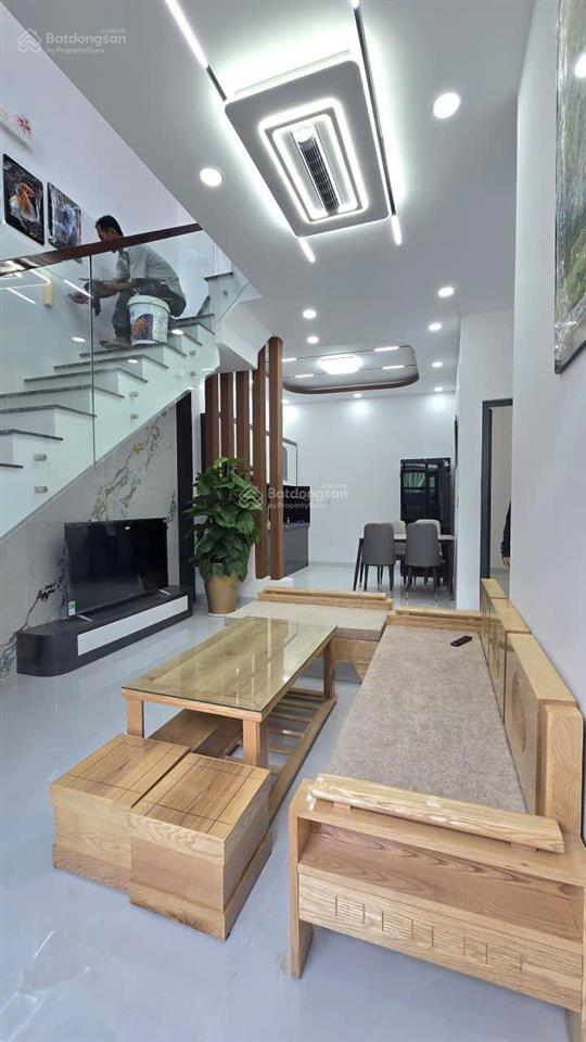 Hiếm! nhà đẹp 1 trệt 1 lầu tại diên điền ngang 6,5m, full nội thất, đường oto, chỉ 1 tỷ 840 triệu
