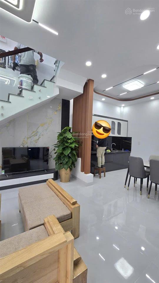 Hiếm! nhà đẹp 1 trệt 1 lầu tại diên điền ngang 6,5m, full nội thất, đường oto, chỉ 1 tỷ 840 triệu