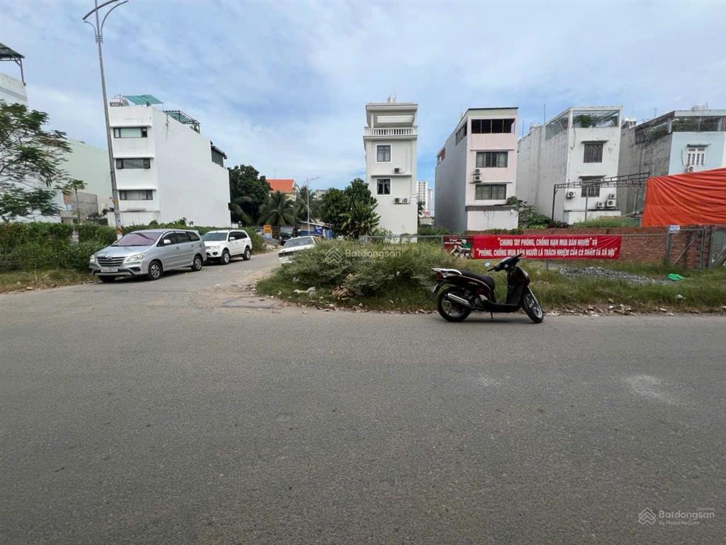 Cần bán lô đất dự án sau lưng bệnh viện q2, đối diện công viên