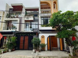 Bán nhà ba tầng mới đầy đủ nội thất tất cả còn bảo hành