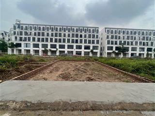 Bán đất dịch vụ di trạch 114m, giá 145tr  0944 974 ***