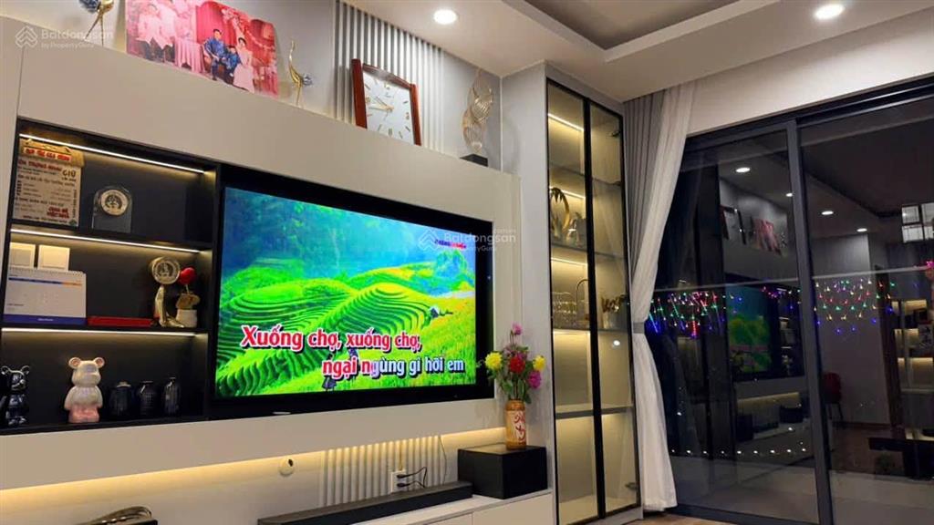 Bán căn hộ chung cư the wisteria, hoài đức, nhổn, 4n3vs đầy đủ nội thất giá 8,3 tỷ