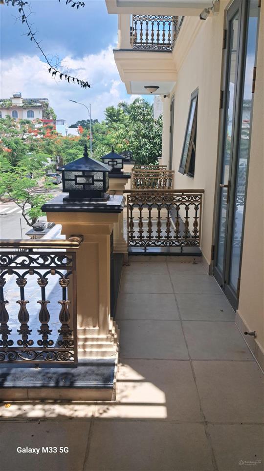Biệt thự 12 x 20m hai mặt tiền khu tm the season lái thiêu, tp. thuận an, bình dương nay là.tp.hcm