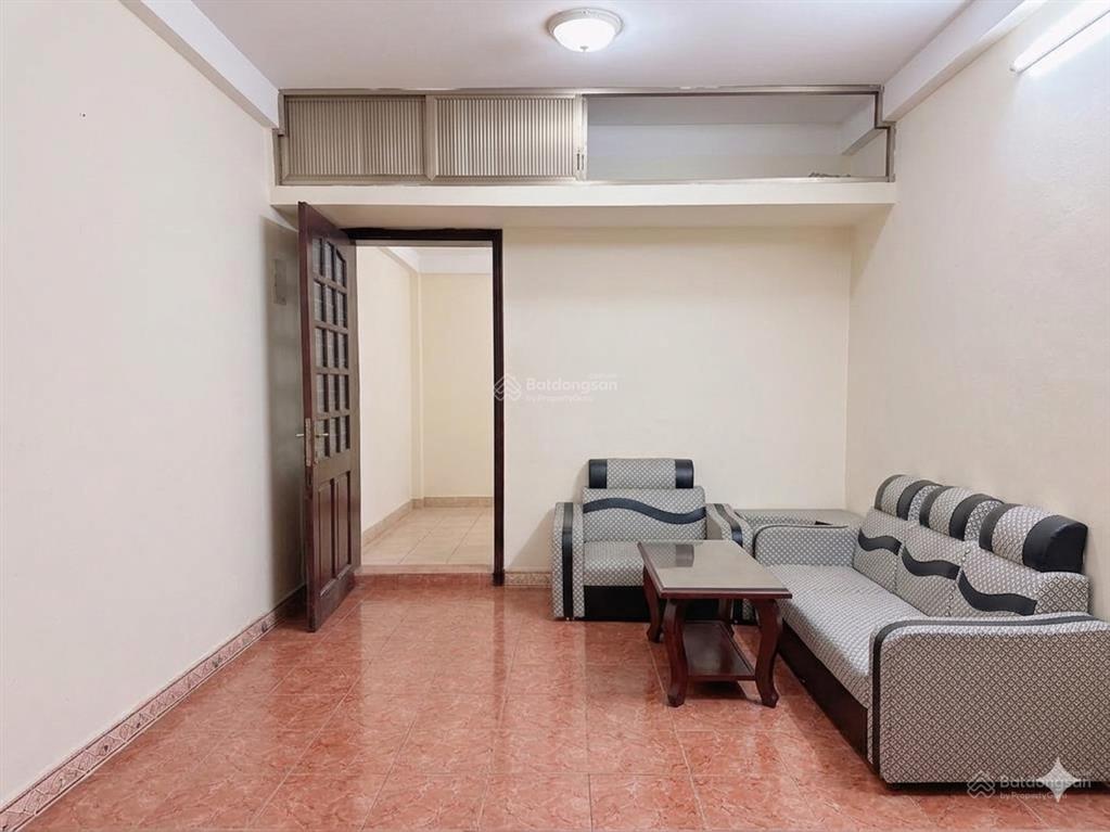 Tập thể 129 nguyễn trãi đối diện royal 66m2 2 ngủ 3.399 tỷ