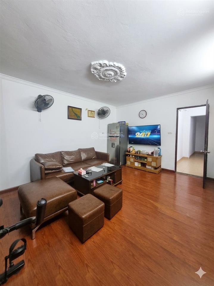 Tập thể 2 phòng ngủ ao sen 70m2 2.45 tỷ, gần đh kiến trúc, an ninh, bưu chính