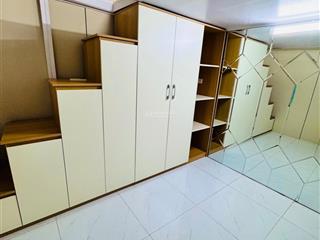 Tập thể sổ đỏ nguyễn trãi  nhỏ tiền  full đồ  ở luôn  1.25 tỷ