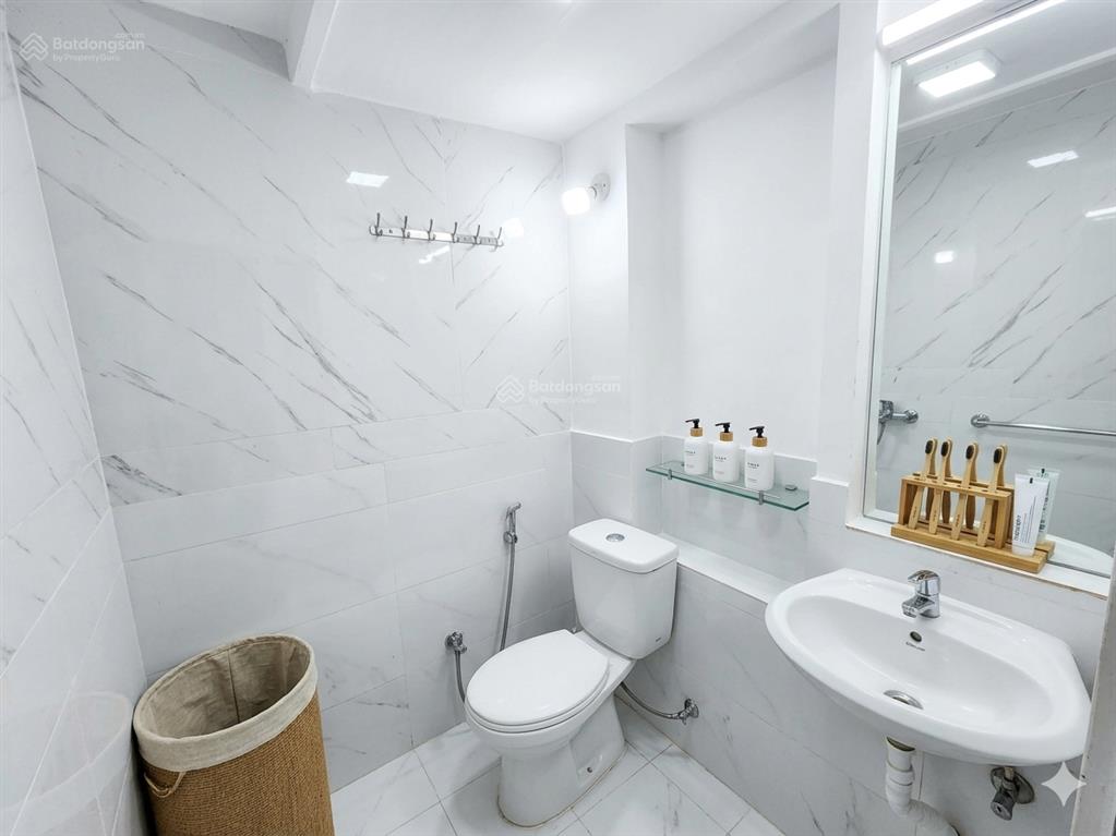 Tập thể triều khúc hơn 1 tỷ sổ đỏ 2 ngủ 60m2 chỉ 1.55 tỷ